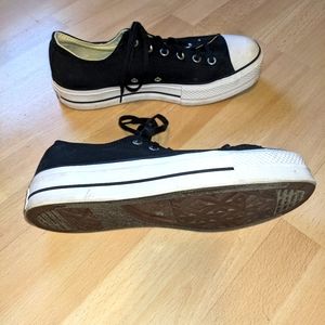 Chuck Taylor All Star Platform Sneaker